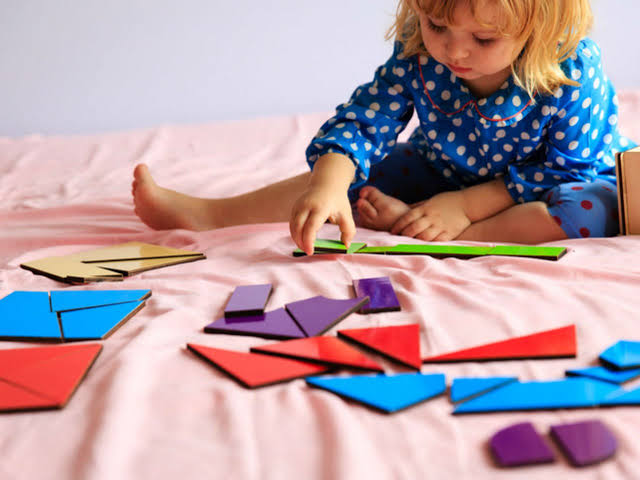 5 Fun and Educational Indoor Games that Will Boost Your Child’s Memory, Cognition, and Creativity